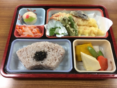 敬老弁当（形）