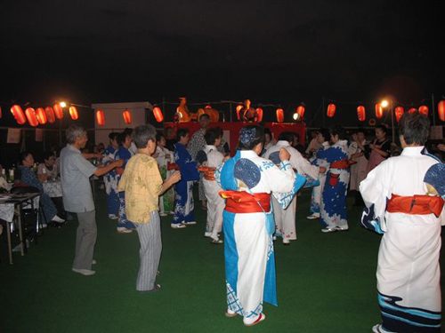 昨年度の盆踊り大会の様子